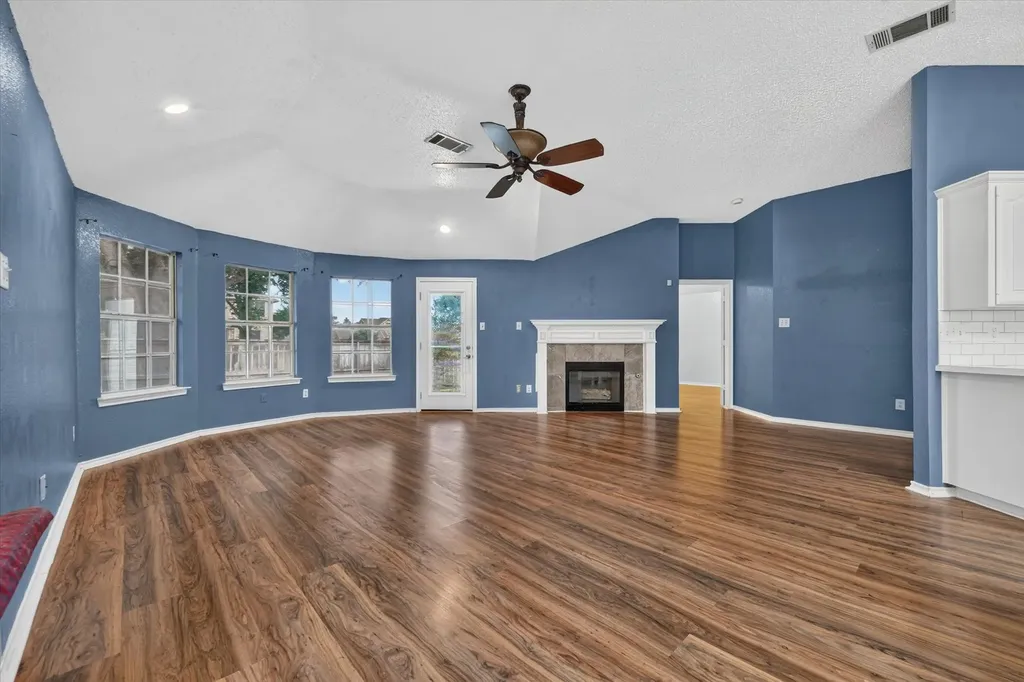 7700 Black Bear Court Fort Worth TX 76137