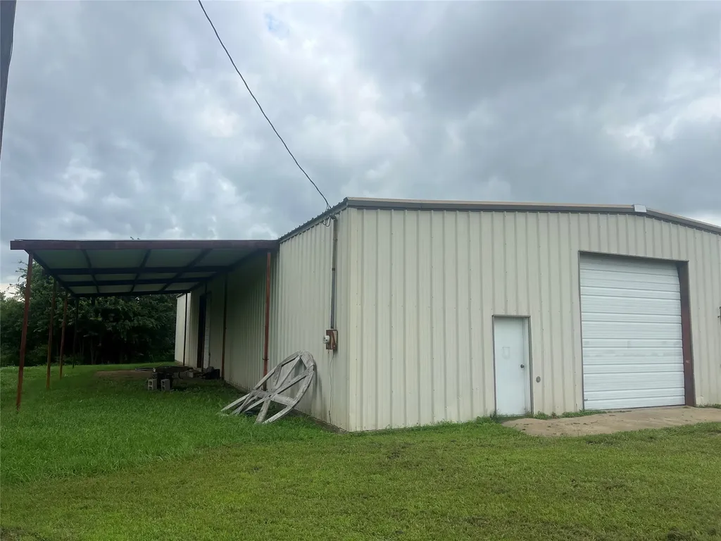 103 Birch Street Ector TX 75439