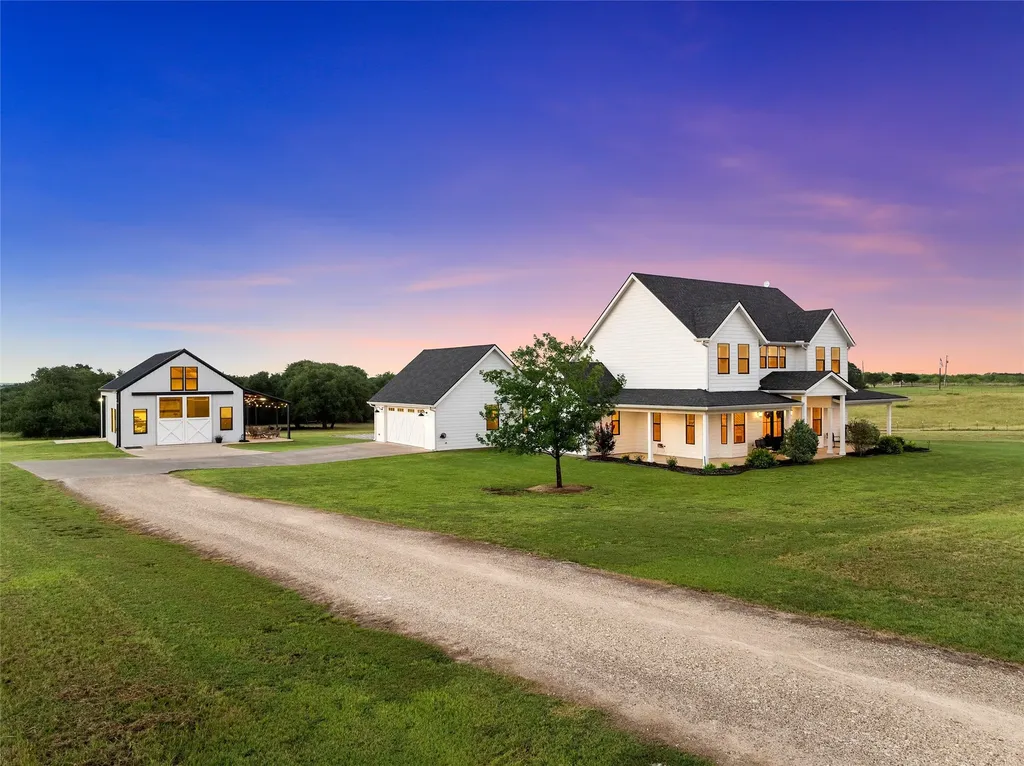 252 Austin Hines Drive China Spring TX 76633