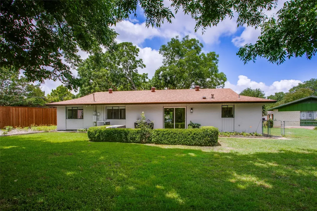 9635 Talina Drive Dallas TX 75228
