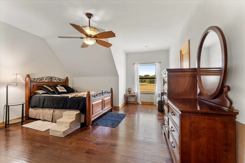 390 County Road 1573 Alba TX 75410