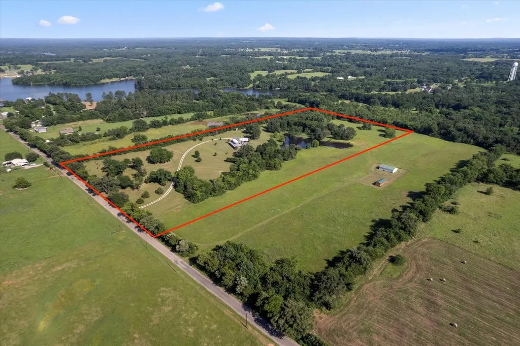 390 County Road 1573 Alba TX 75410