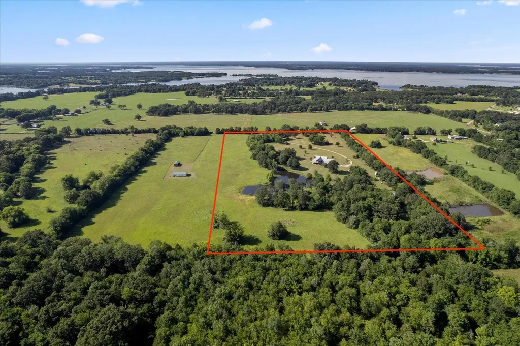 390 County Road 1573 Alba TX 75410