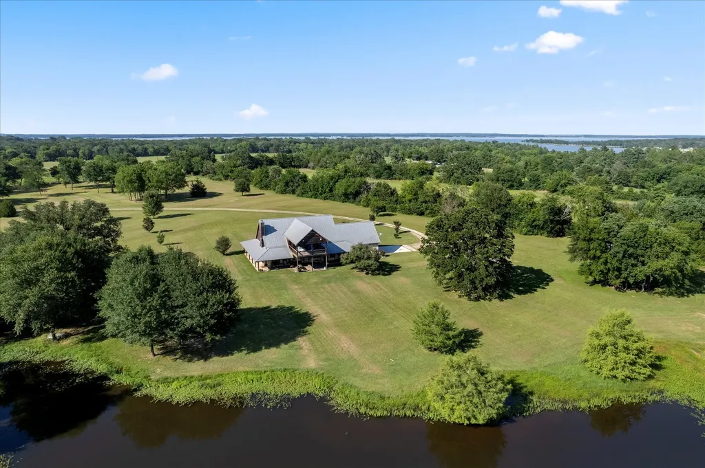 390 County Road 1573 Alba TX 75410