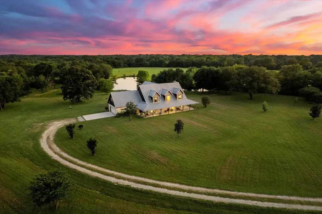 390 County Road 1573 Alba TX 75410