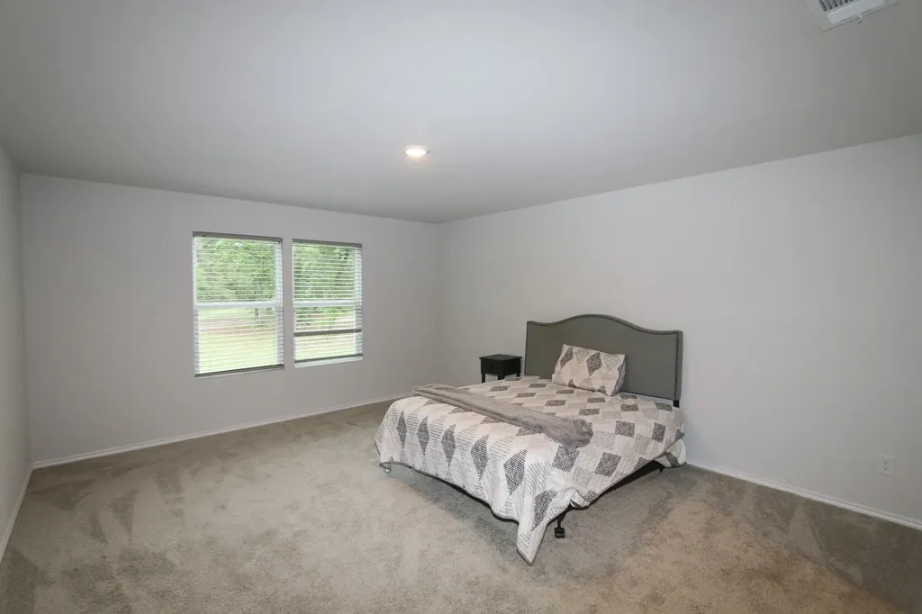 1206 River Oaks Lane Chandler TX 75758