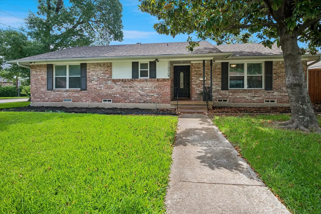 11070 Delford Circle Dallas TX 75228