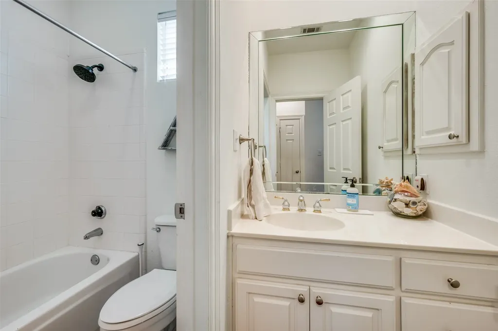 4119 Juliard Drive Addison TX 75001