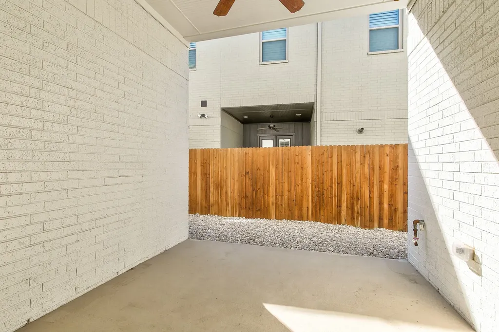 2816 Merrimac Street Fort Worth TX 76107
