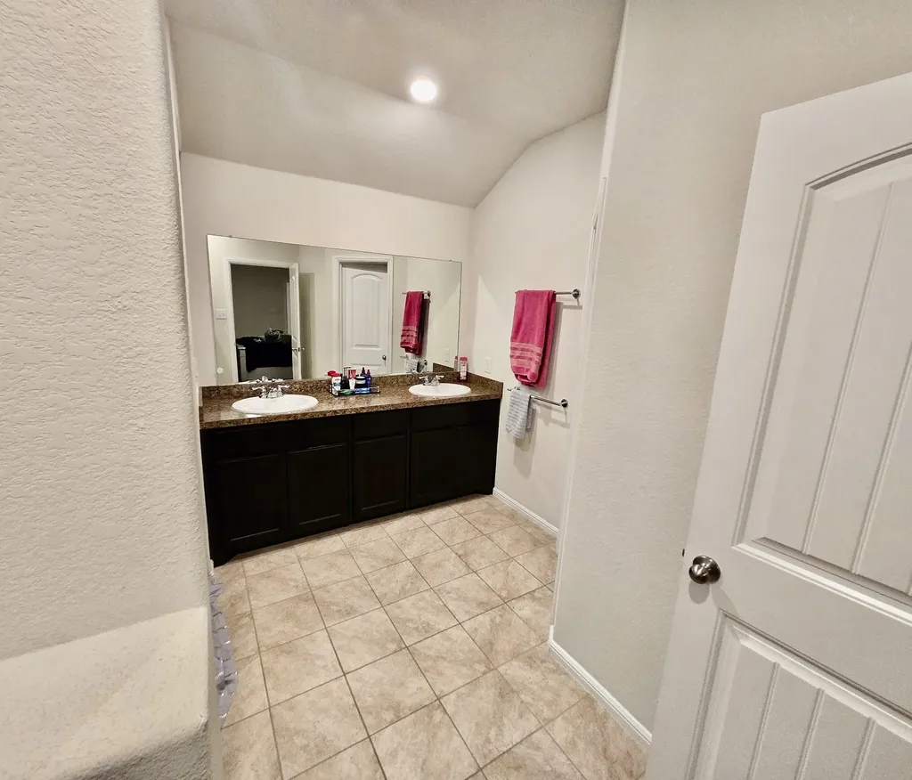905 Walls Boulevard Crowley TX 76036