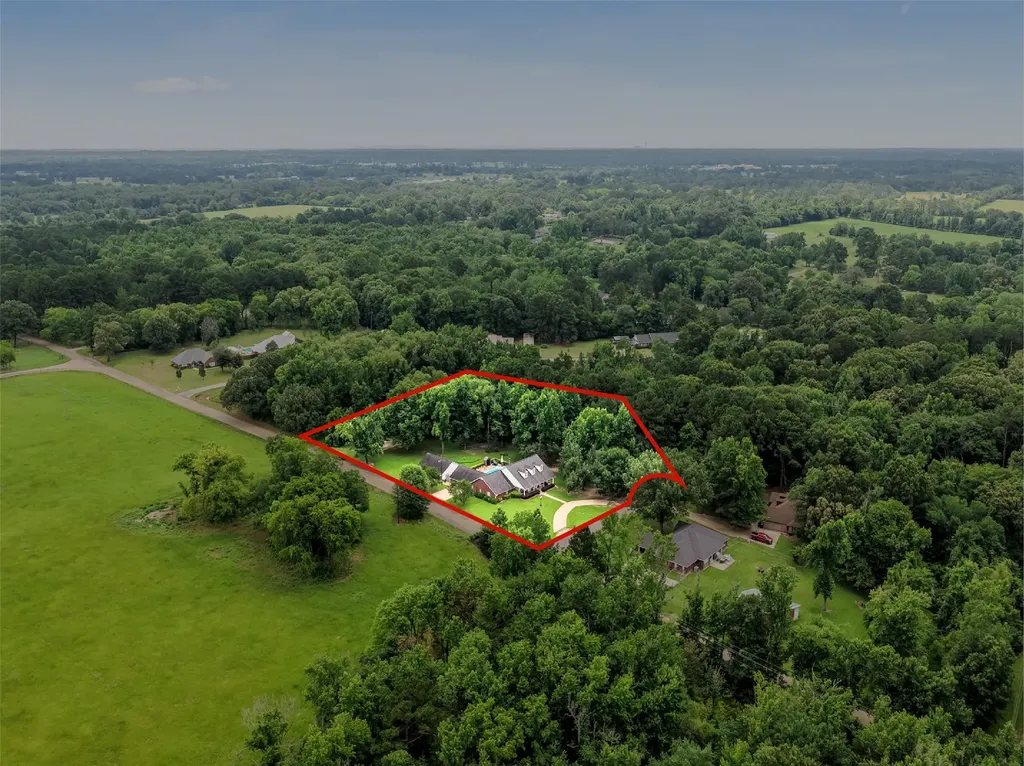 15 County Road 3244 Mt Pleasant TX 75455