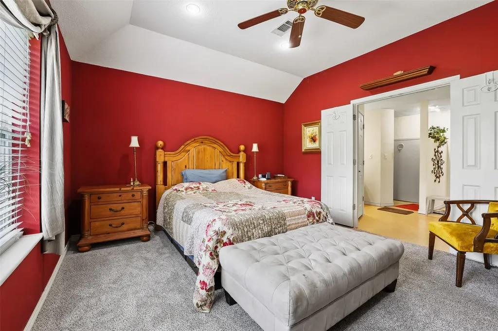 1673 County Road 1525 Ector TX 75439