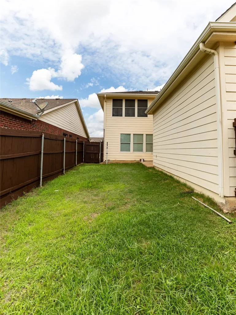 8836 Wayne Street Cross Roads TX 76227