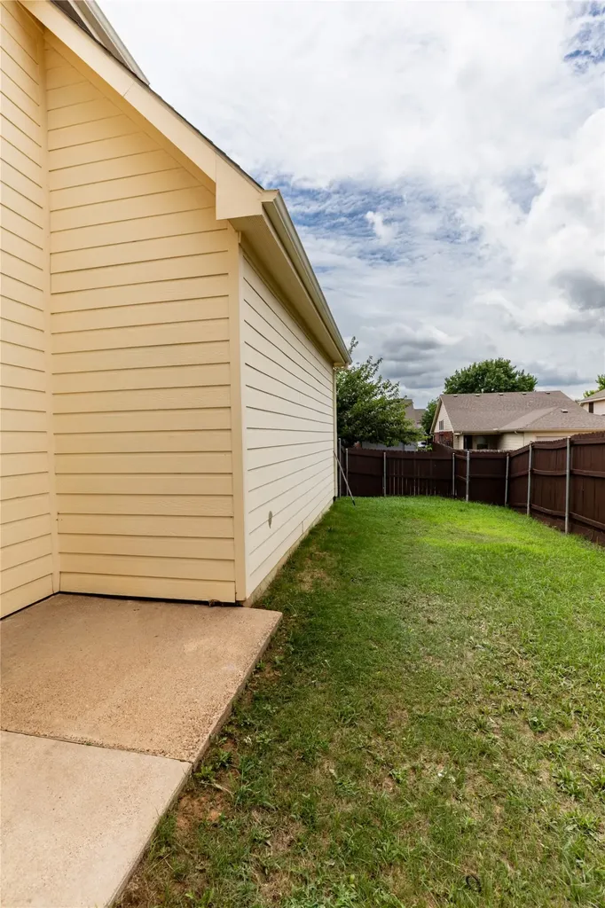 8836 Wayne Street Cross Roads TX 76227