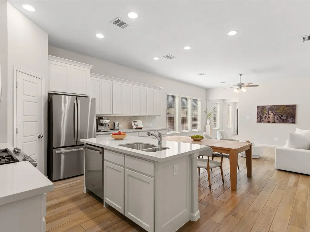 166 Palo Duro Bend Rhome TX 76078
