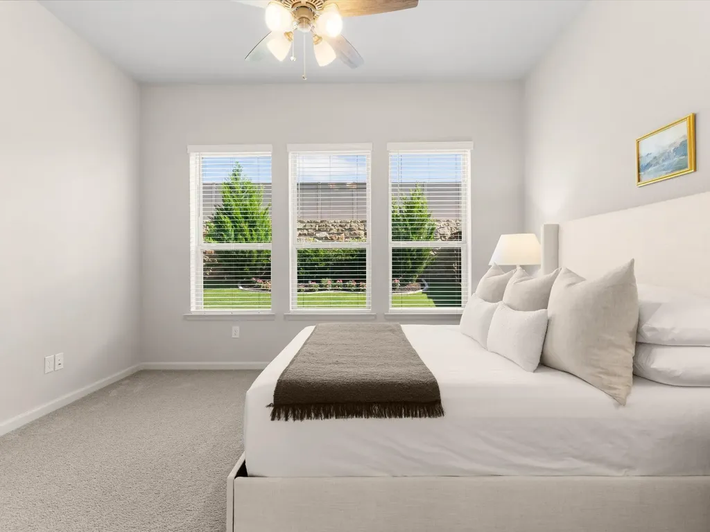 166 Palo Duro Bend Rhome TX 76078