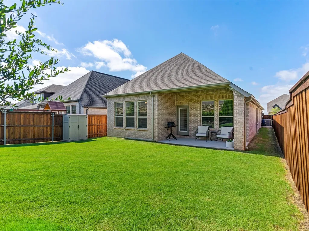 166 Palo Duro Bend Rhome TX 76078