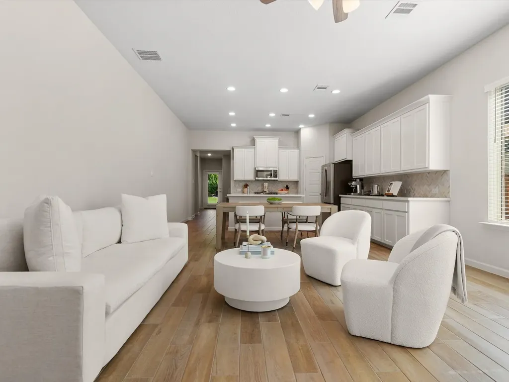 166 Palo Duro Bend Rhome TX 76078