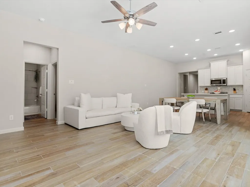 166 Palo Duro Bend Rhome TX 76078