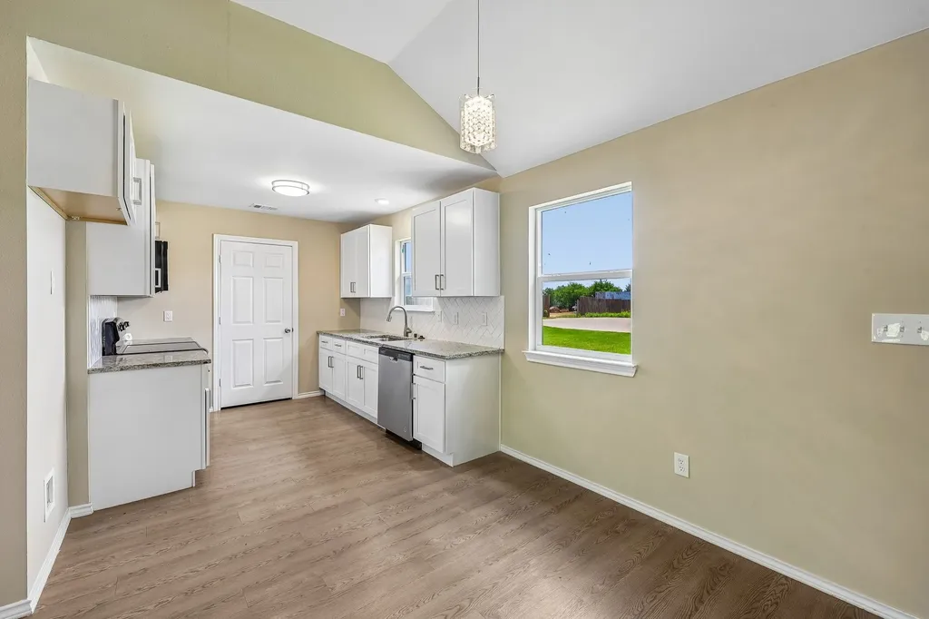 433 Whitney Court Rio Vista TX 76093