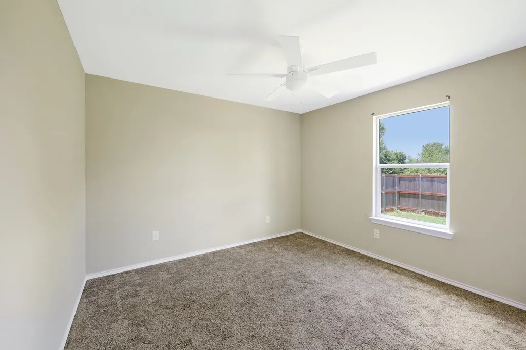 433 Whitney Court Rio Vista TX 76093