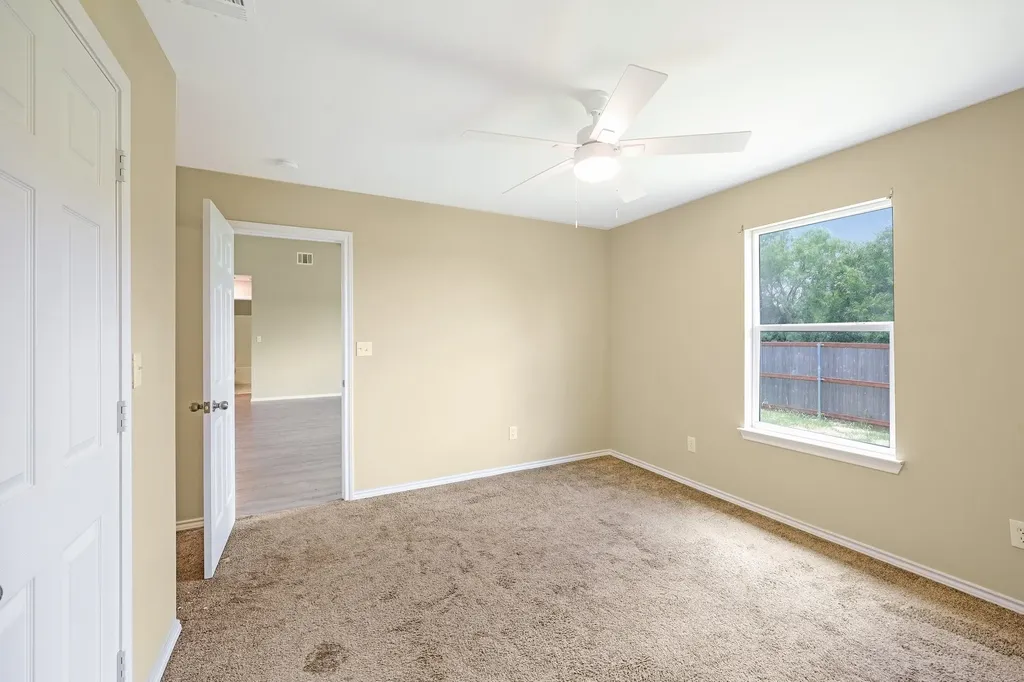433 Whitney Court Rio Vista TX 76093