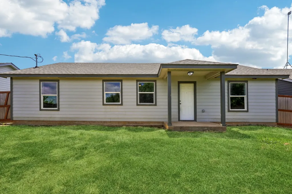 433 Whitney Court Rio Vista TX 76093