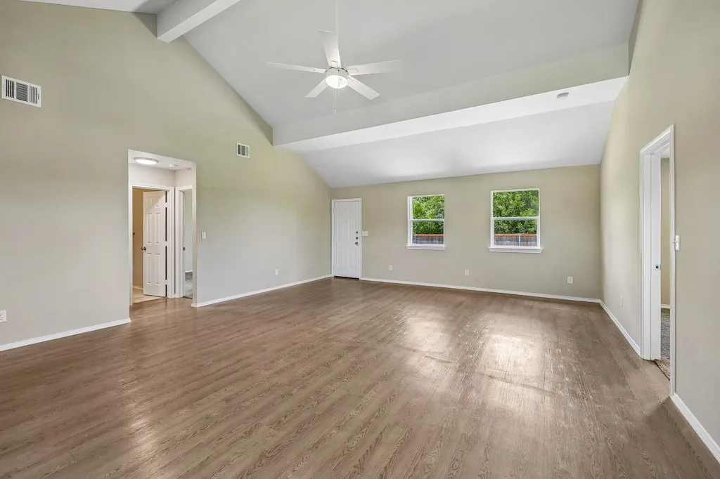 433 Whitney Court Rio Vista TX 76093