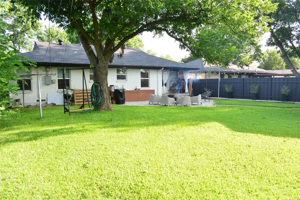 2903 Healey Drive Dallas TX 75228