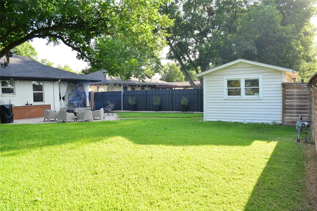 2903 Healey Drive Dallas TX 75228