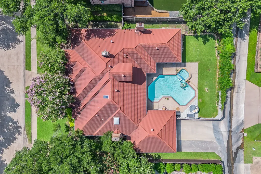 4313 Fannin Drive Irving TX 75038