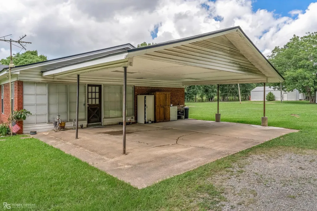 6386 Colquitt Road Keithville LA 71047
