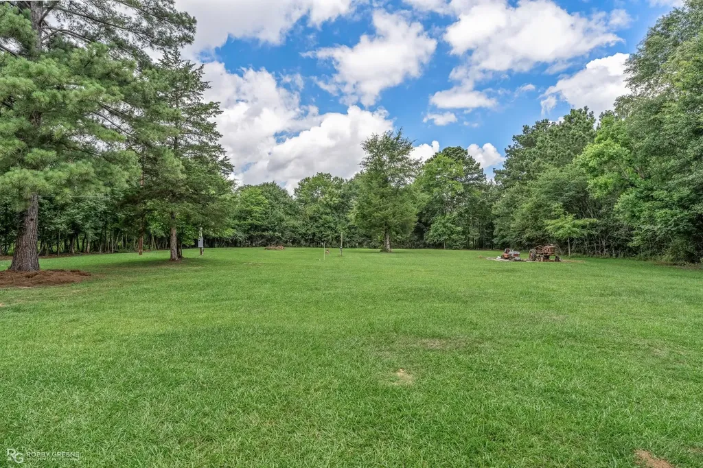 6386 Colquitt Road Keithville LA 71047