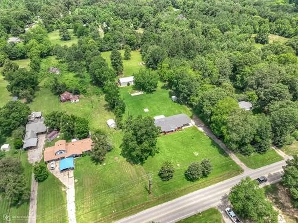 6386 Colquitt Road Keithville LA 71047