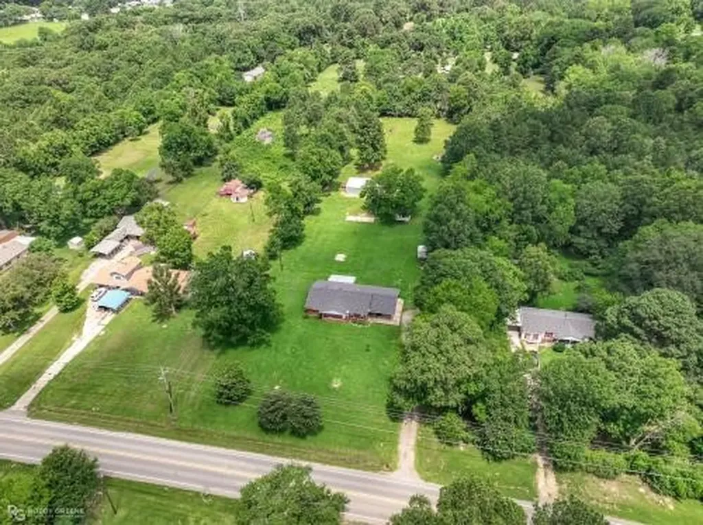 6386 Colquitt Road Keithville LA 71047