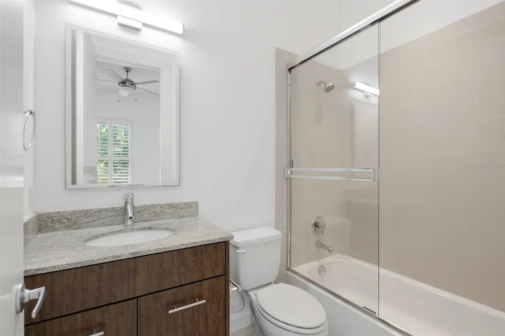 2335 Stutz Drive Dallas TX 75235