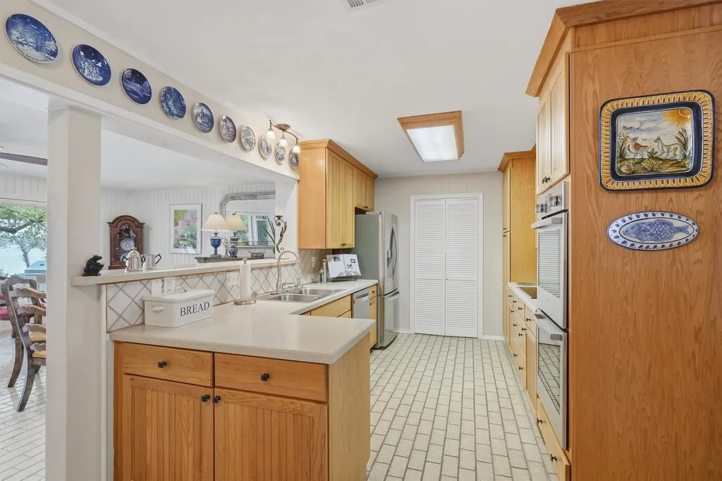 6426 Walters Bend Court Granbury TX 76049