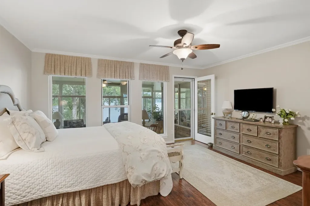 6426 Walters Bend Court Granbury TX 76049