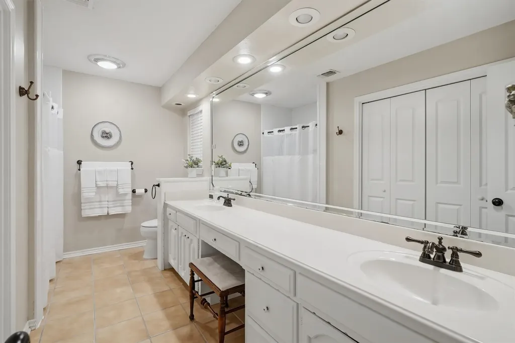 6426 Walters Bend Court Granbury TX 76049