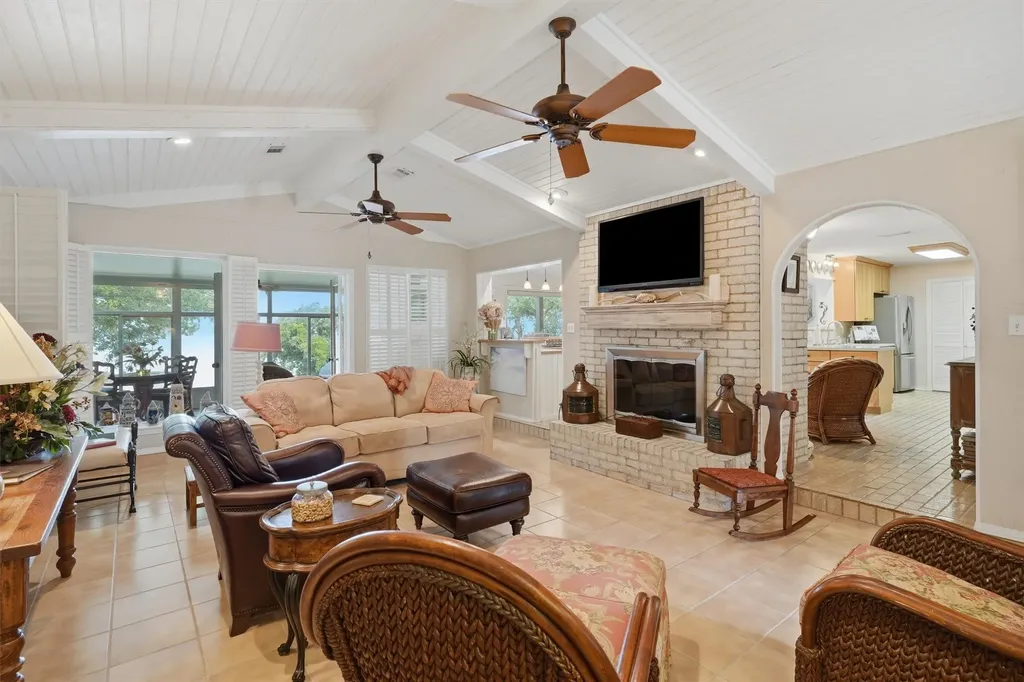 6426 Walters Bend Court Granbury TX 76049