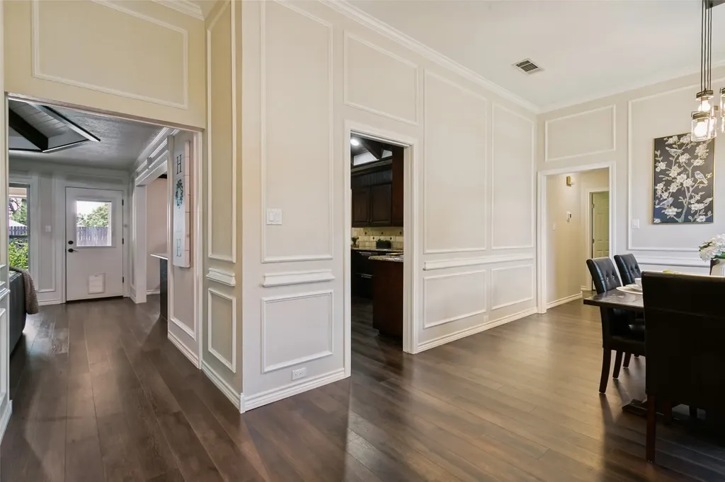 3709 Fieldcrest Lane Bedford TX 76021
