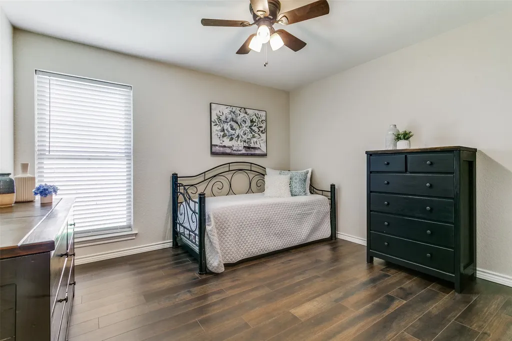3709 Fieldcrest Lane Bedford TX 76021