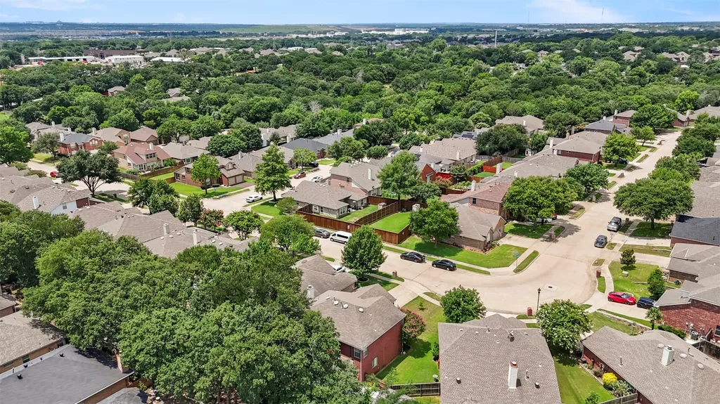 903 Summerbrook Drive Euless TX 76040