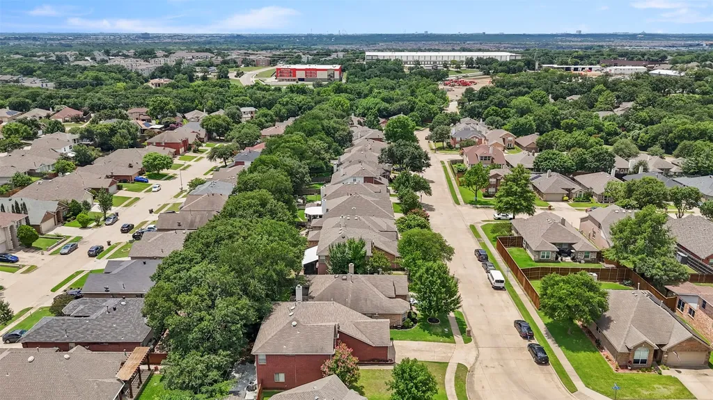 903 Summerbrook Drive Euless TX 76040