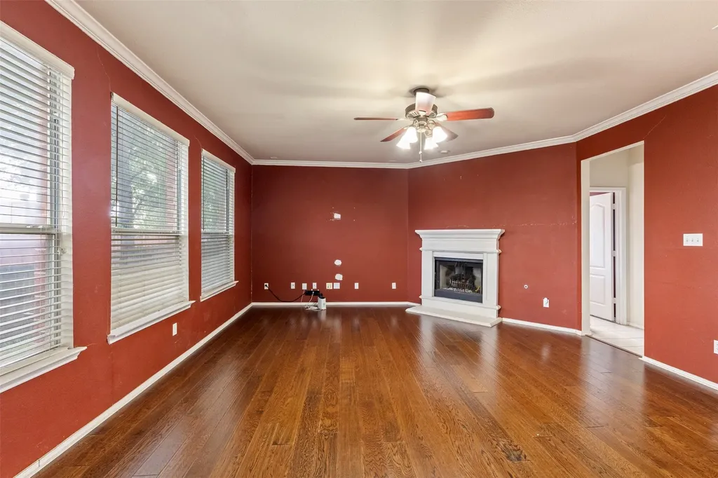 903 Summerbrook Drive Euless TX 76040