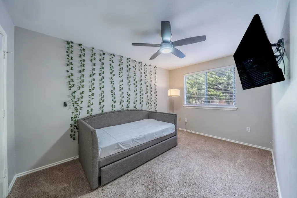532 Rawls Circle Irving TX 75061