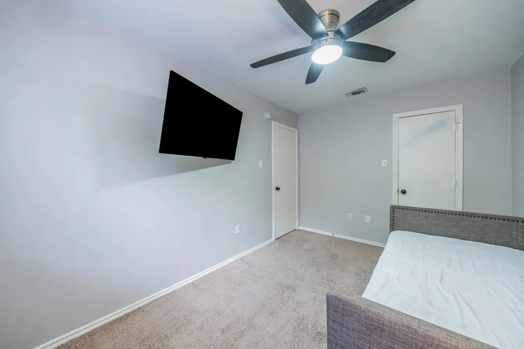 532 Rawls Circle Irving TX 75061