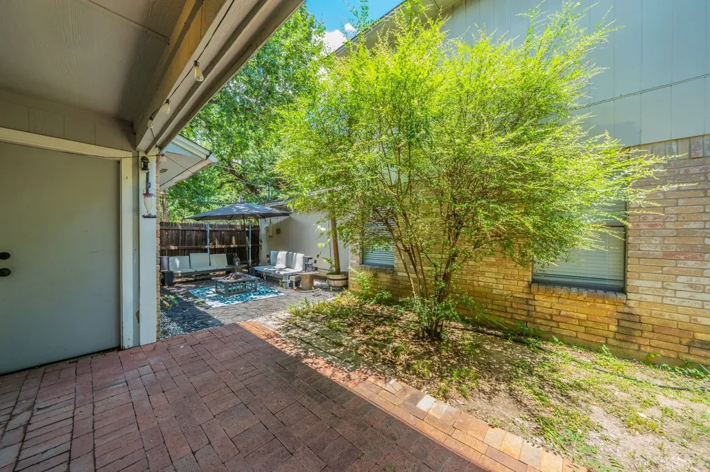 532 Rawls Circle Irving TX 75061