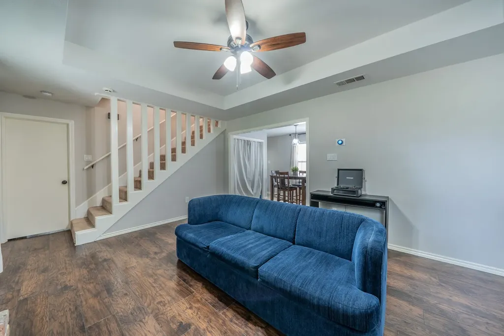 532 Rawls Circle Irving TX 75061