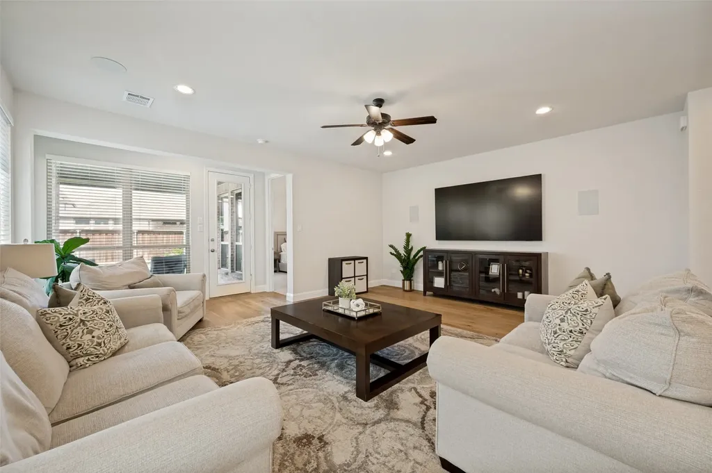8440 Colburn The Colony TX 75056